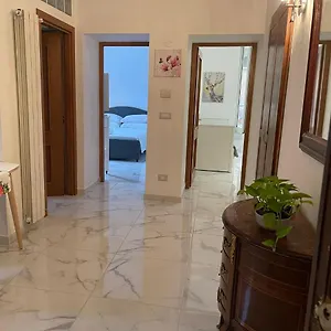 Apartamento Flowers In, Roma